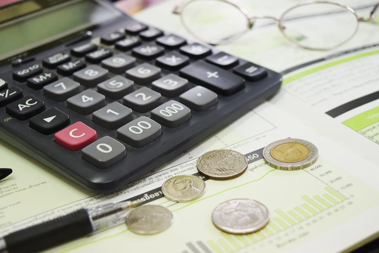 Photo showing economic, coin, business and money.