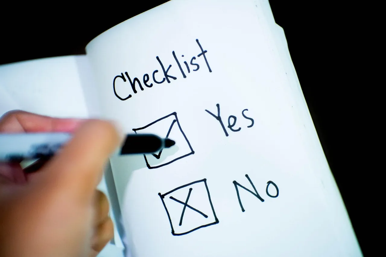 Photo showing checklist, check yes or no, decision and opinion.