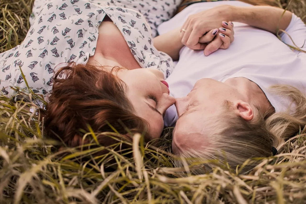 Photo showing love, pair, two and love story.