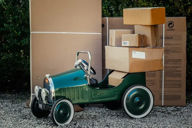 Photo showing package, packaging and delivery.