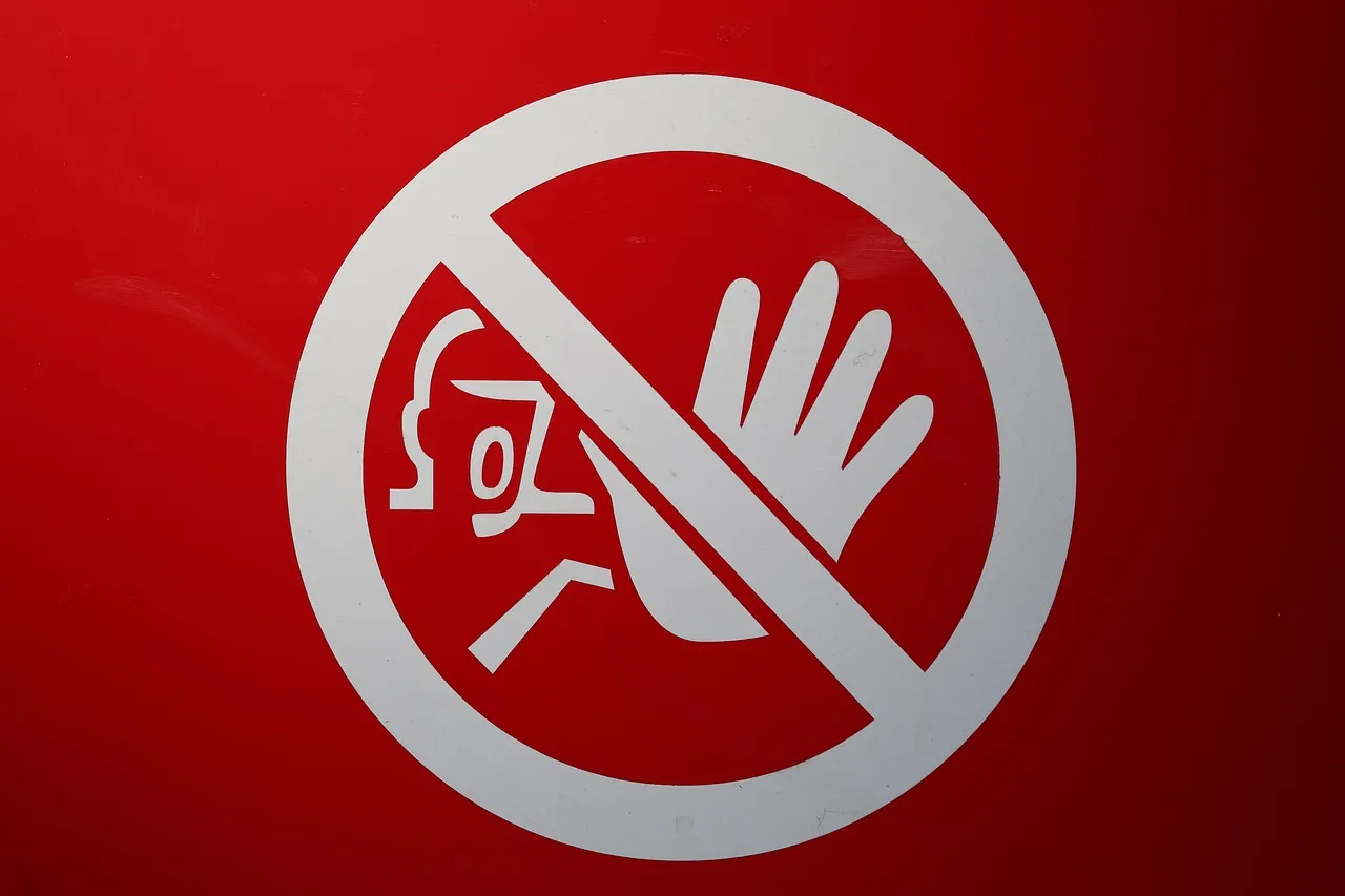 Photo showing sign, ban, stop and warning.